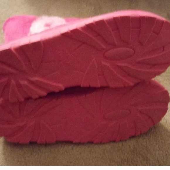 ❌SOLD ❌Breast Cancer Pink Booties. {SOLD } - Picture 2 of 2